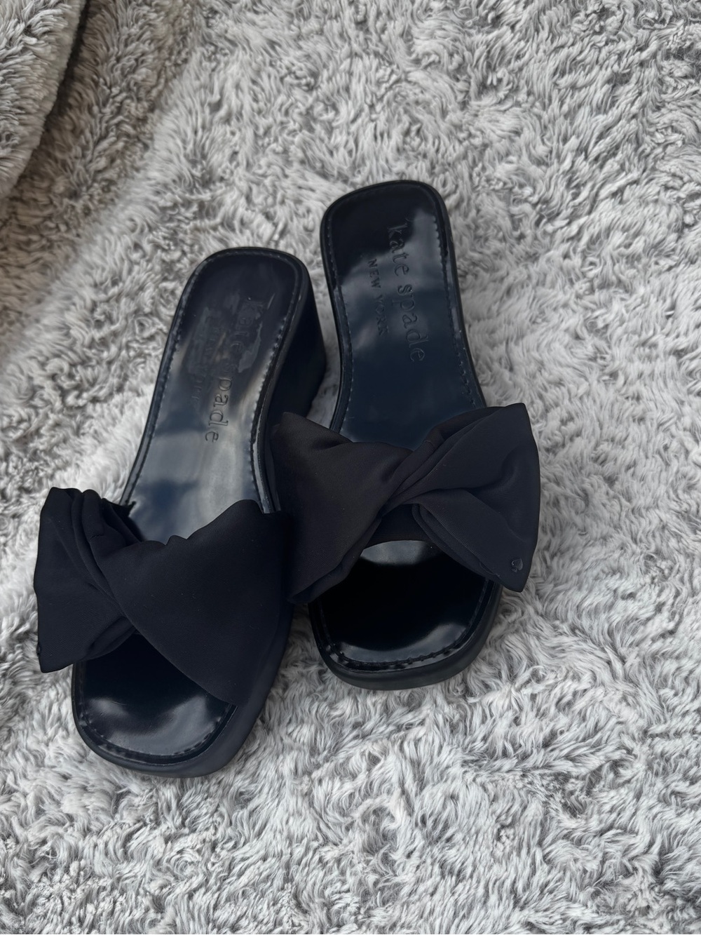 Kate Spade Women’s Black Bow Bikini Wedge Slide Sandals US 9 B